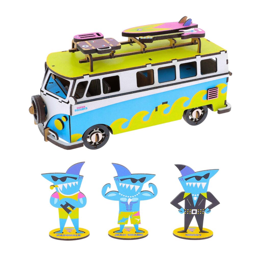 Combi van bois Super Sharks